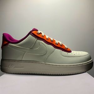 Nike Air Force 1 ‘07 LV8 1 (SAIL/SALE-TEAM ORANGE)